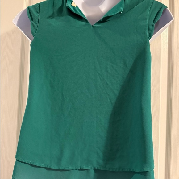 Monteau women’s green top in large.🍀 - Picture 3 of 6